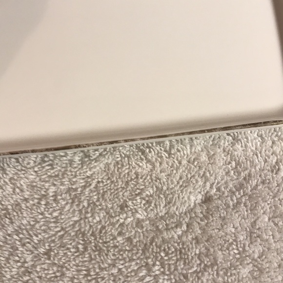 Grace’s Teaware Butter Dish with Pink and Yellow Flowers - Picture 8 of 10